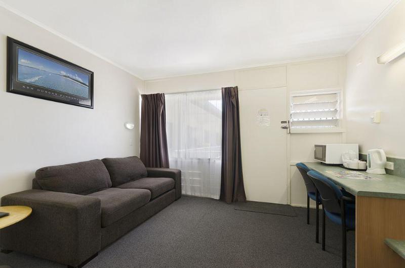 Motel House 3*