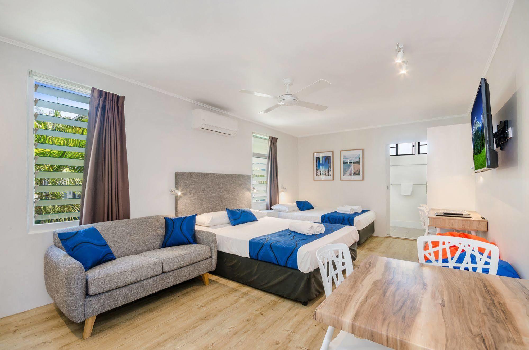 Motel House 3*